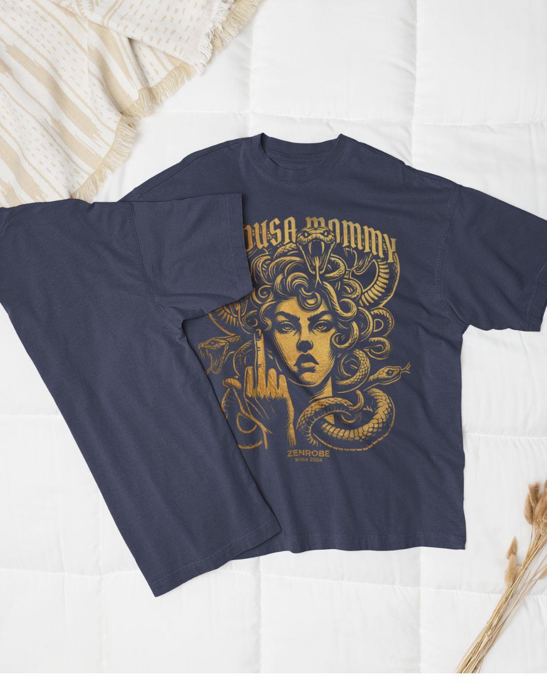 Medusa Mommy Women’s Oversized T-shirt - -