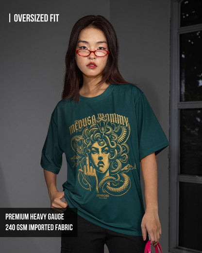 Medusa Mommy Women’s Oversized T-shirt - -