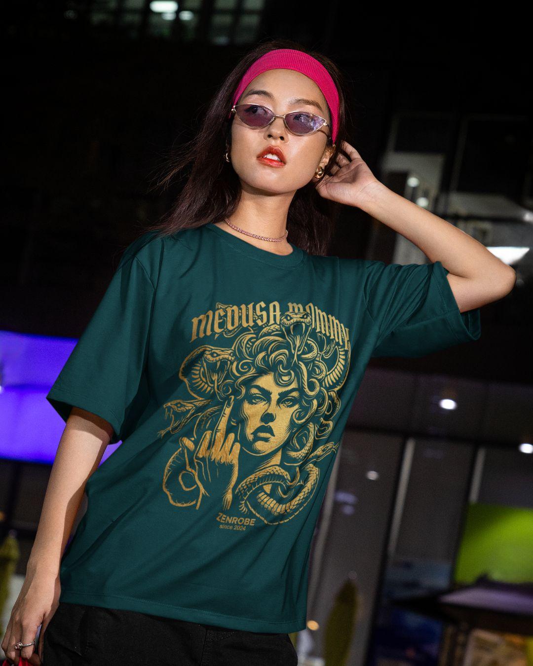 Medusa Mommy Women’s Oversized T-shirt - -
