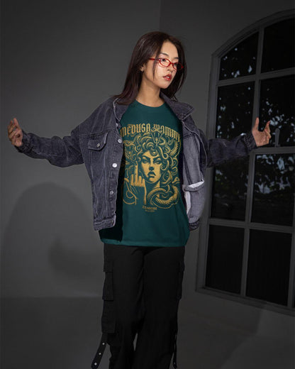 Medusa Mommy Women’s Oversized T-shirt - -