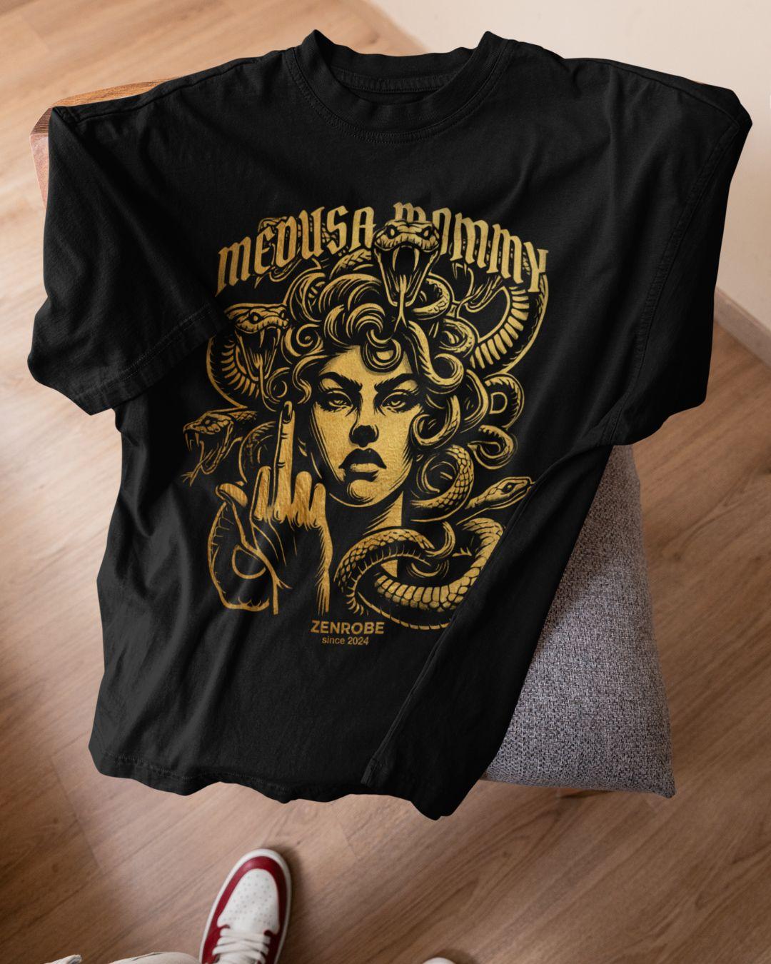 Medusa Mommy Women’s Oversized T-shirt - -