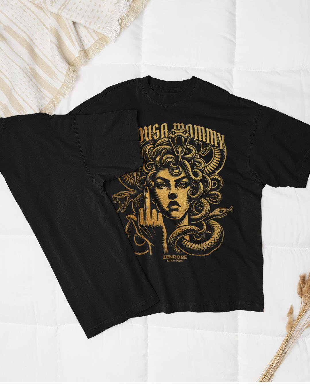 Medusa Mommy Women’s Oversized T-shirt - -